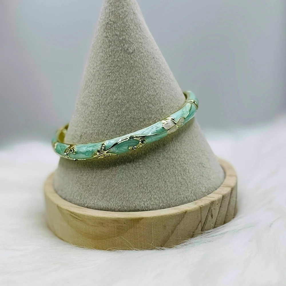 Green Flower Enamel Cloisonne Bracelet Bangle